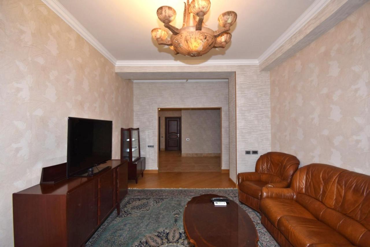 Rent Inn Yerevan On Buzand Street Exteriér fotografie