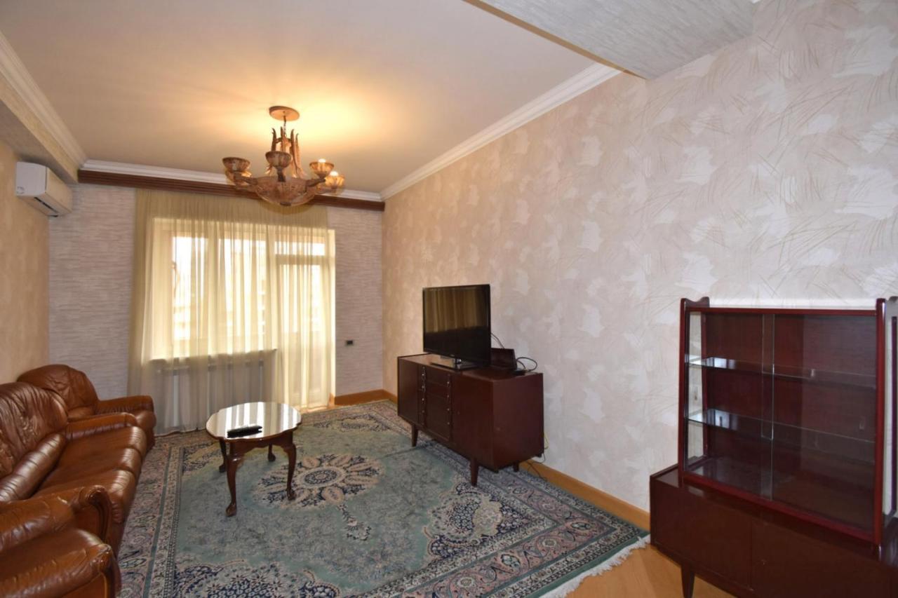 Rent Inn Yerevan On Buzand Street Exteriér fotografie