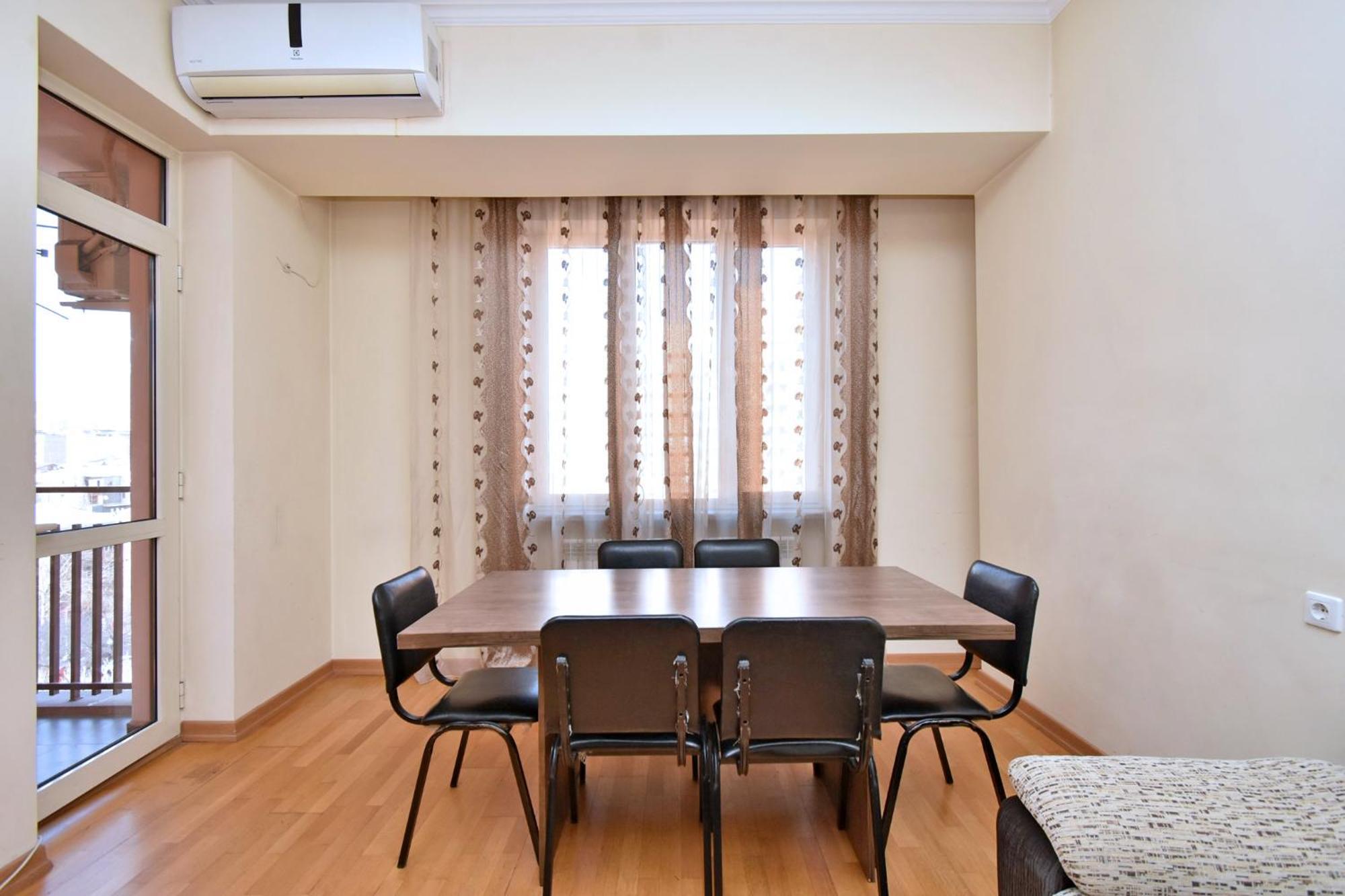 Rent Inn Yerevan On Buzand Street Exteriér fotografie