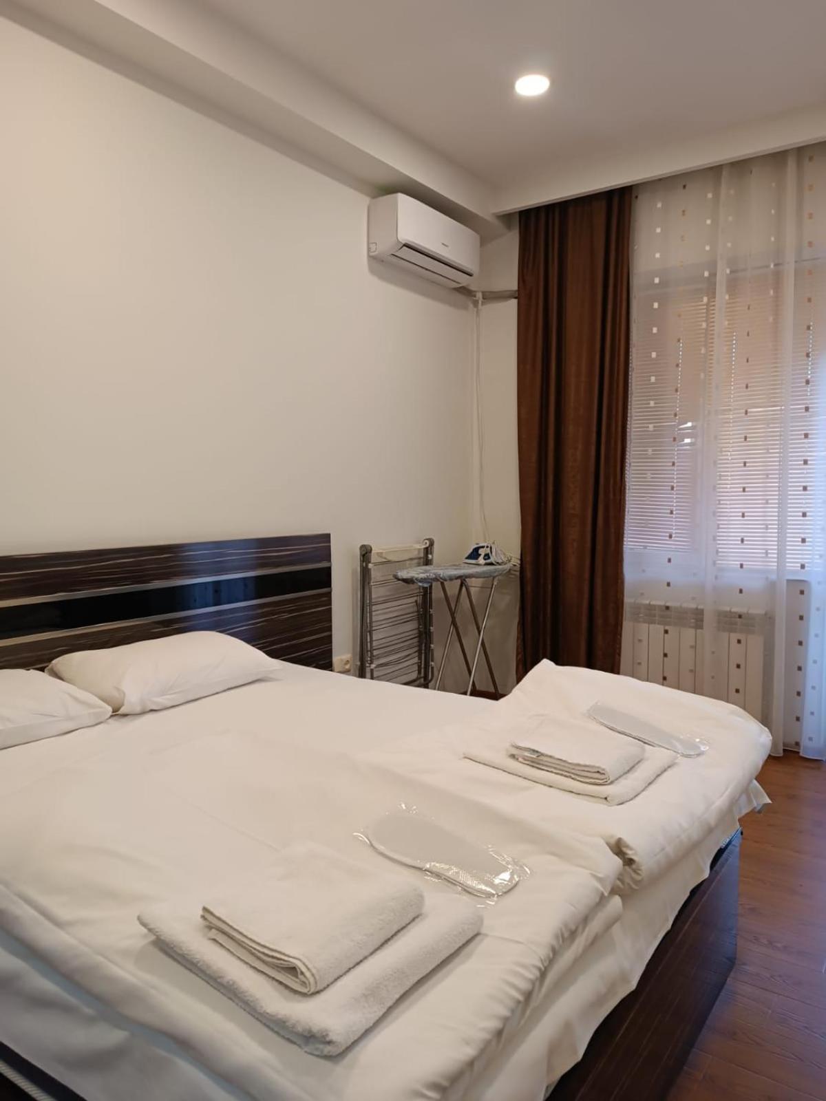 Rent Inn Yerevan On Buzand Street Exteriér fotografie