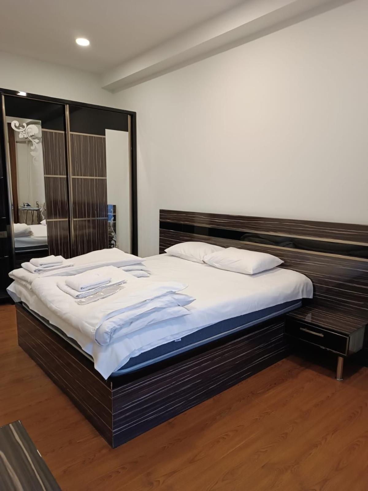 Rent Inn Yerevan On Buzand Street Exteriér fotografie